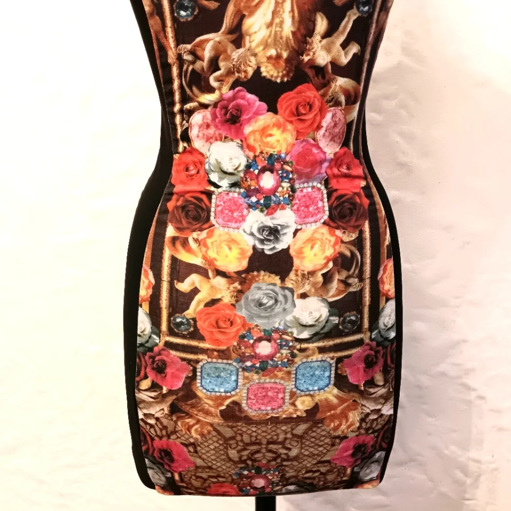 Vintage Y2K Cherubs, roses, & jewels dress with studs. Small. Body Central